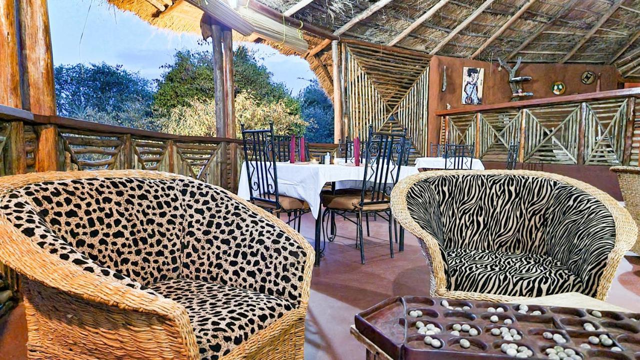 Africa Safari Maasai Boma Camping Serengeti Exteriör bild
